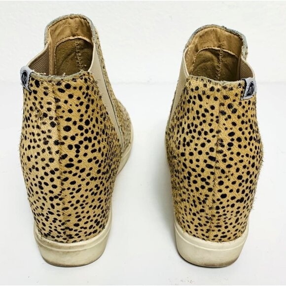 Anthro COCONUTS by Matisse "Lure" Leopard Animal Print Haircalf Wedge Sneaker 6 - Picture 4 of 8